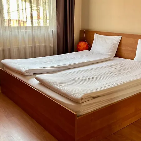 Veronika Отель 3*