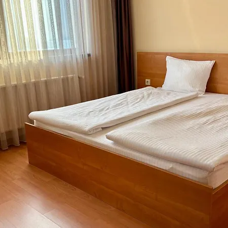 Ξενοδοχείο Veronika 3*