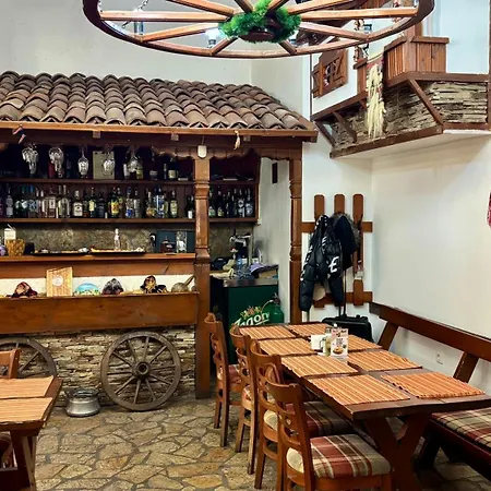 Veronika 3* Ντέβιν